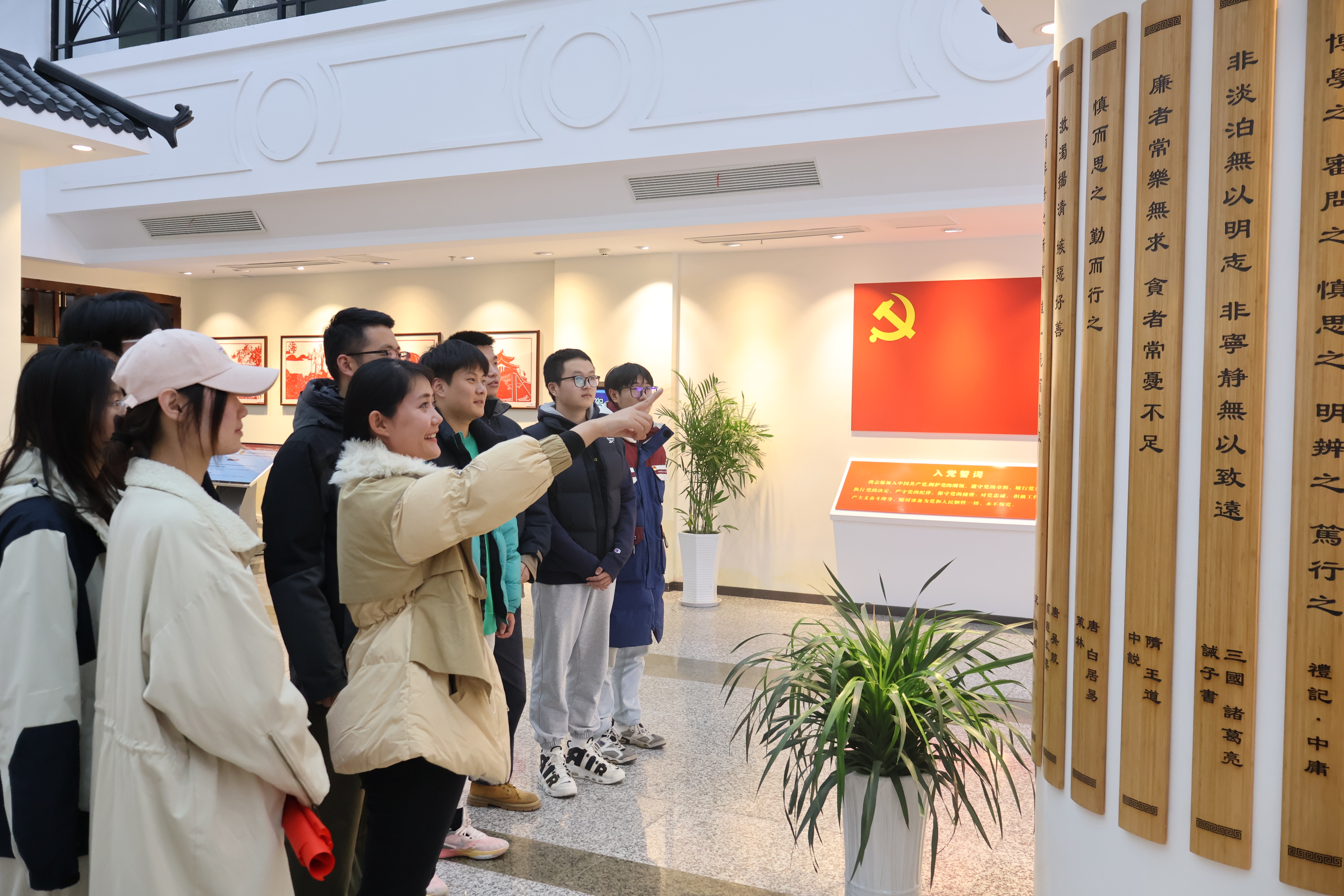 员工党支部廉洁教育.JPG 员工党支部廉洁教育.JPG